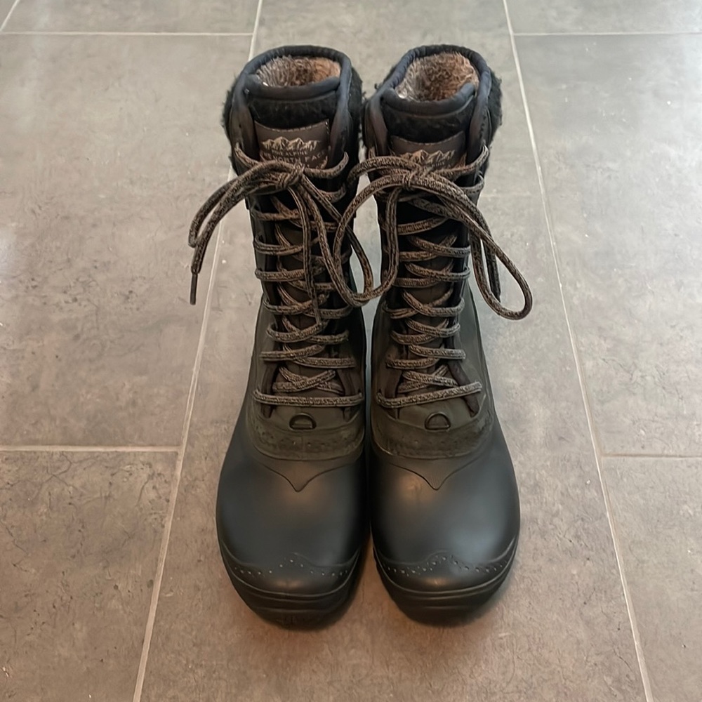 Women’s The North Face Snow Boots